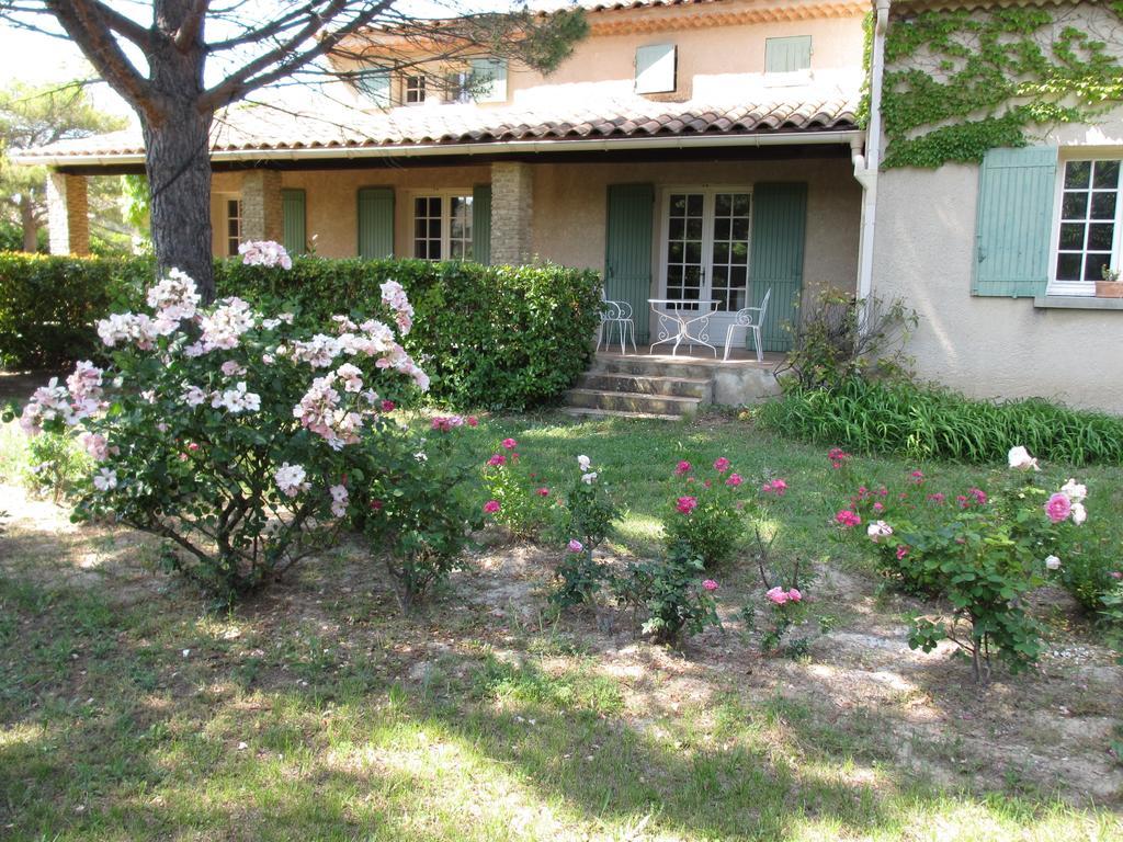 Clos Sainte-Garde Saint Didier  Exterior photo
